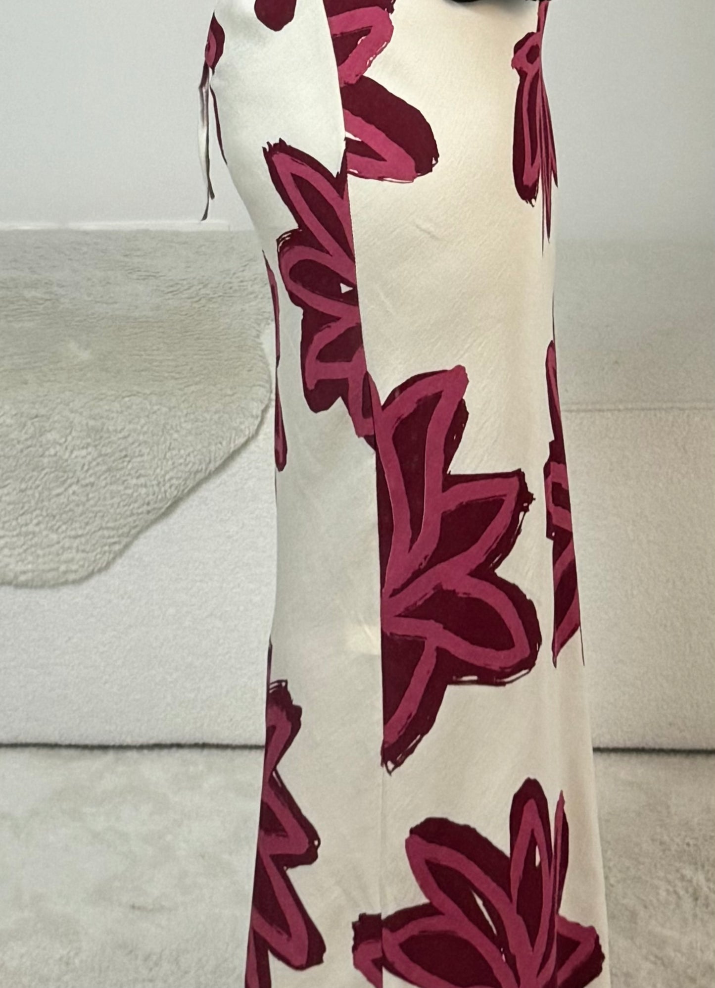 ROBE BRUSHFLOWER