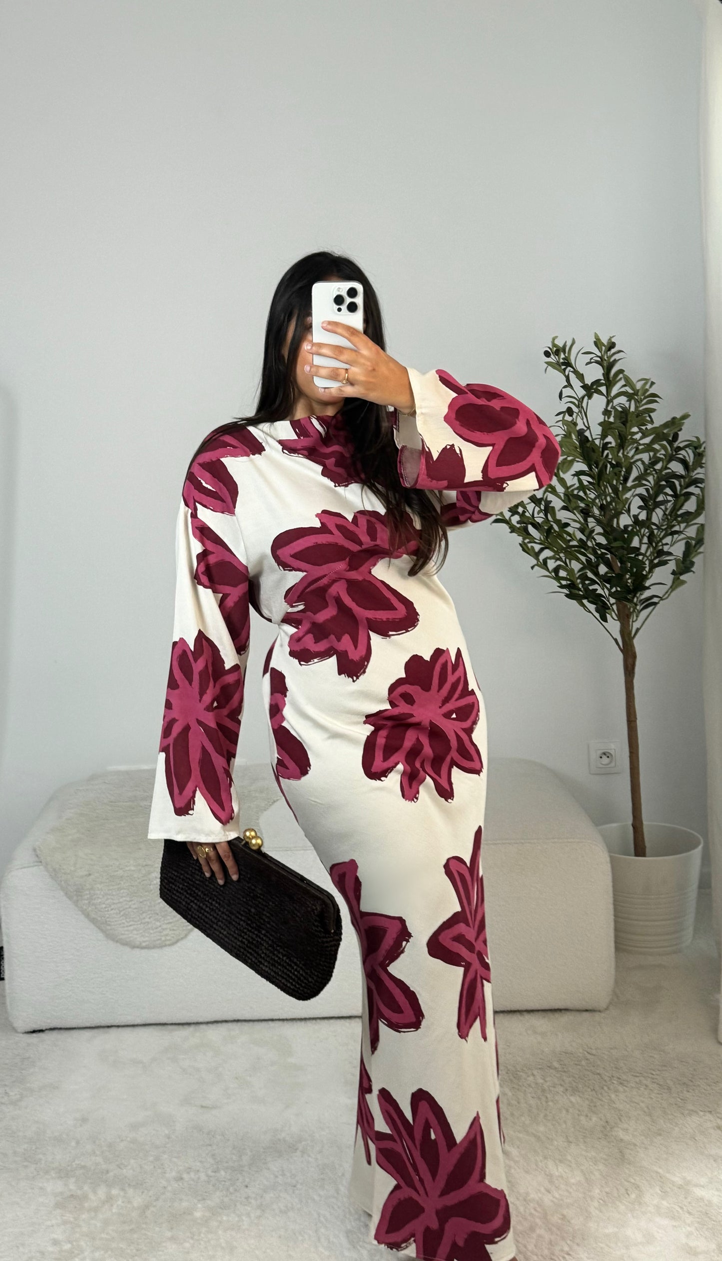 ROBE BRUSHFLOWER