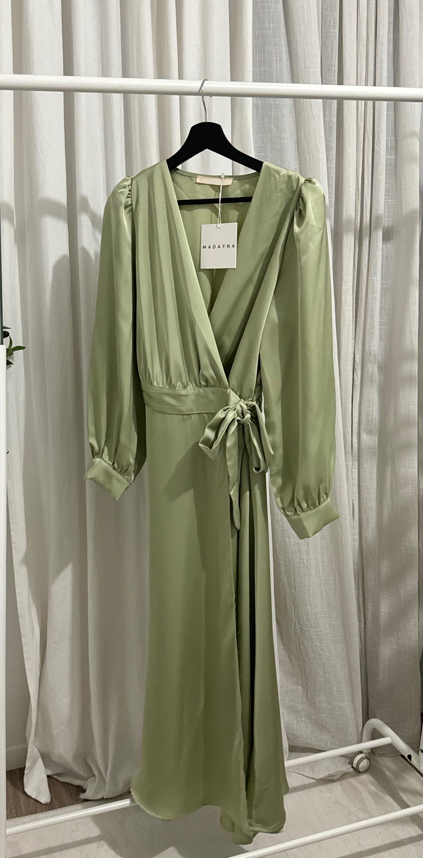 ROBE CACHE CŒUR vert pistache