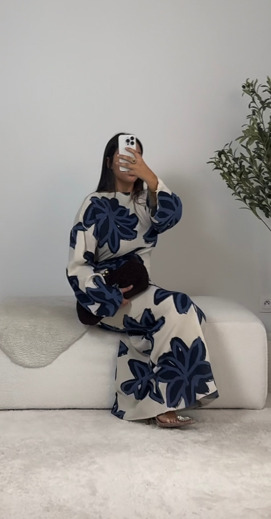ROBE BRUSHFLOWER