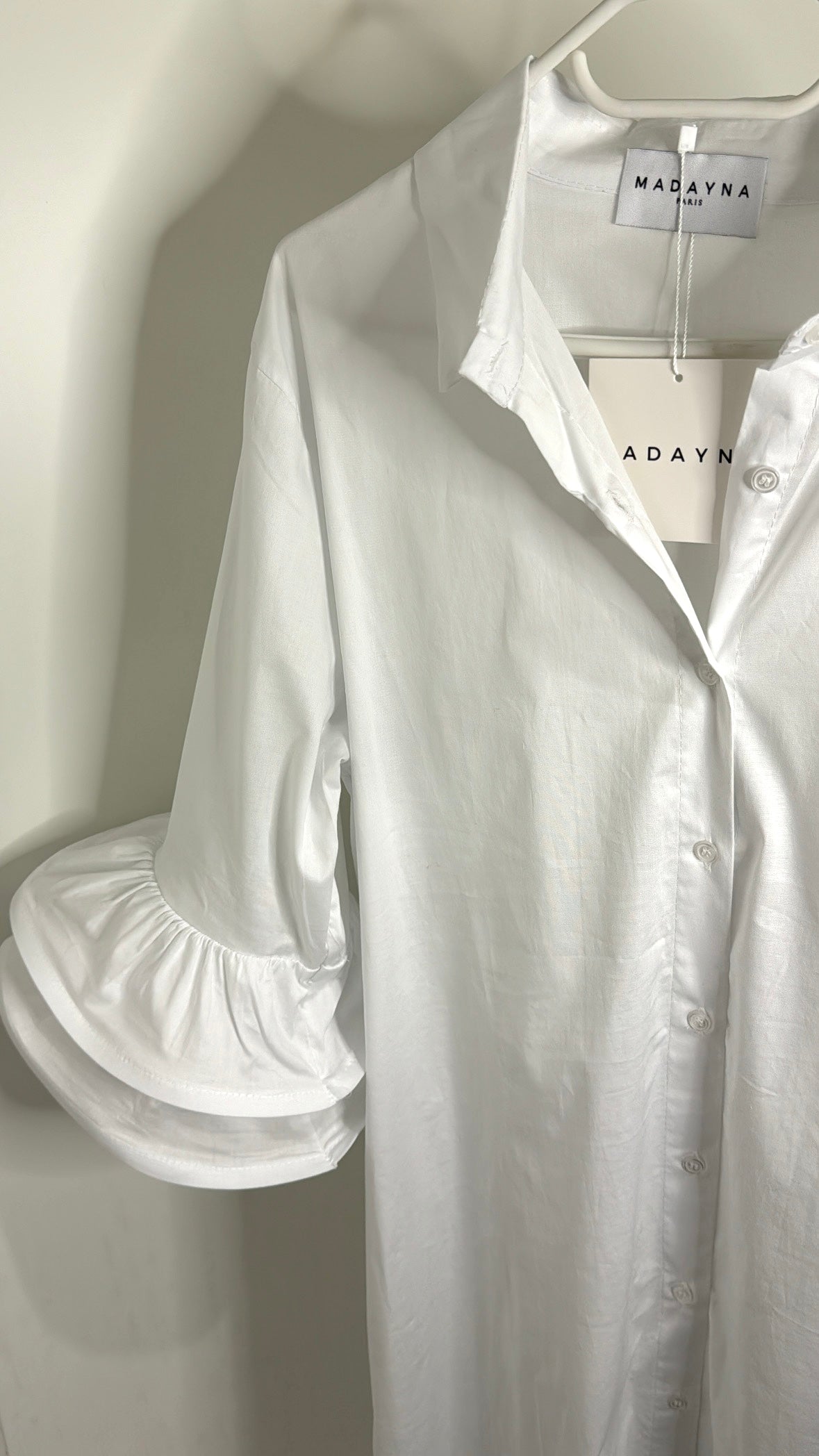 Robe chemise à manches volantées